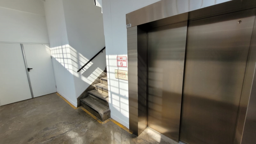 To Let Commercial Property for Rent in Diep River Western Cape